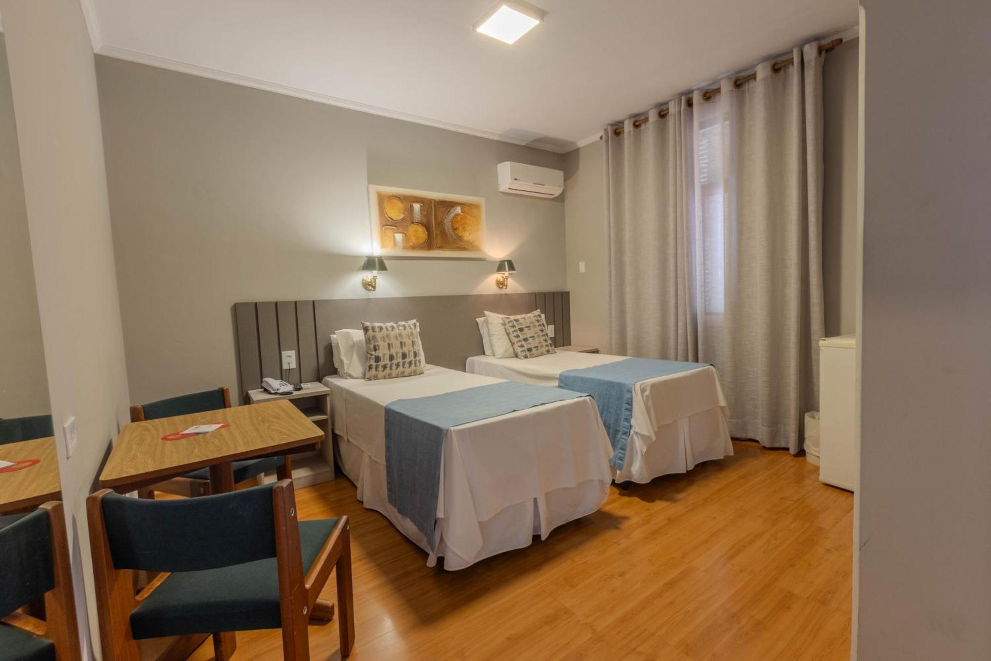 Hotel Minas Gerais Poços de Caldas Dış mekan fotoğraf