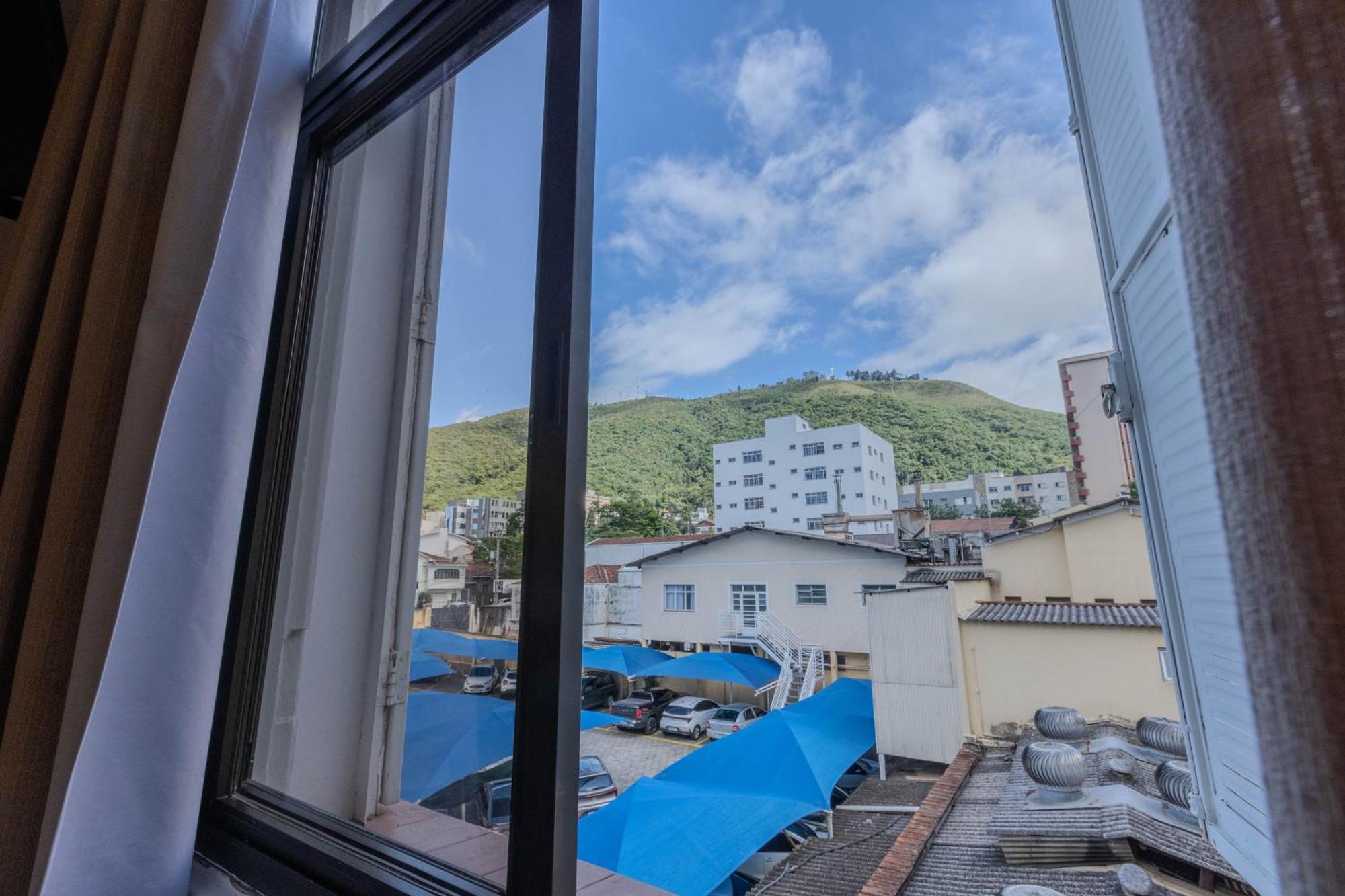 Hotel Minas Gerais Poços de Caldas Dış mekan fotoğraf